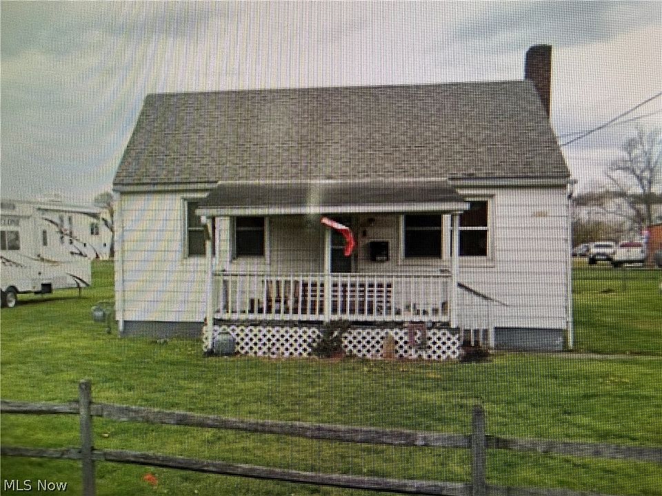 1st image of 1351 Bristol St