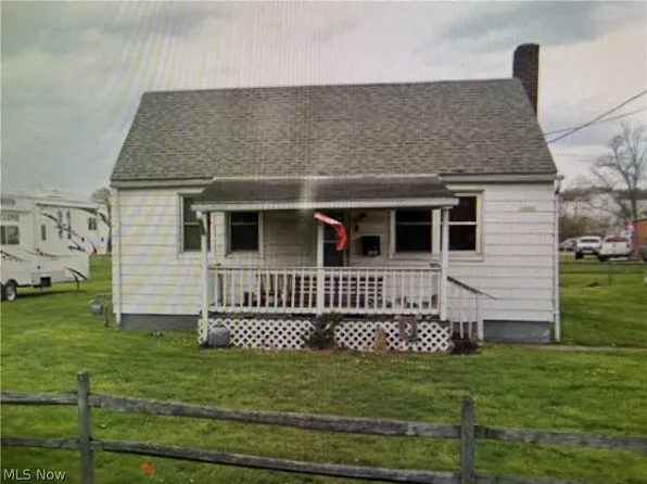 1351 Bristol St, Zanesville, OH 43701