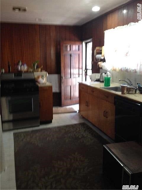 2nd image of 8316 Smedley St