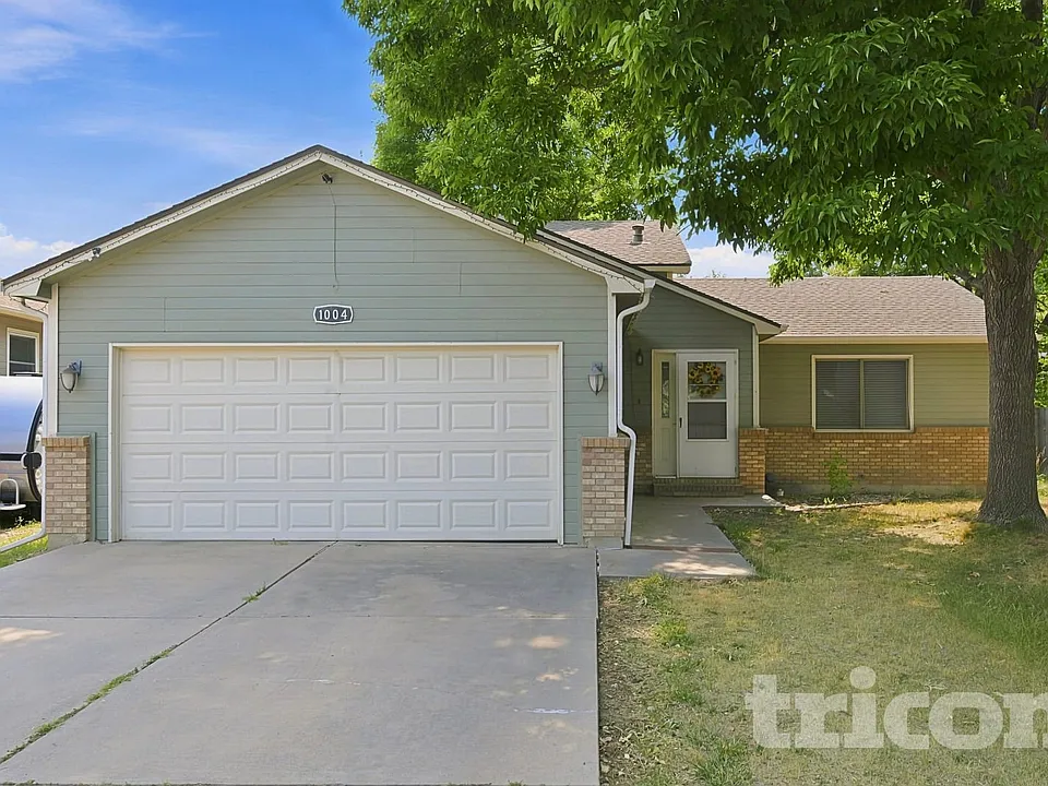 1004 Blue Spruce Pl