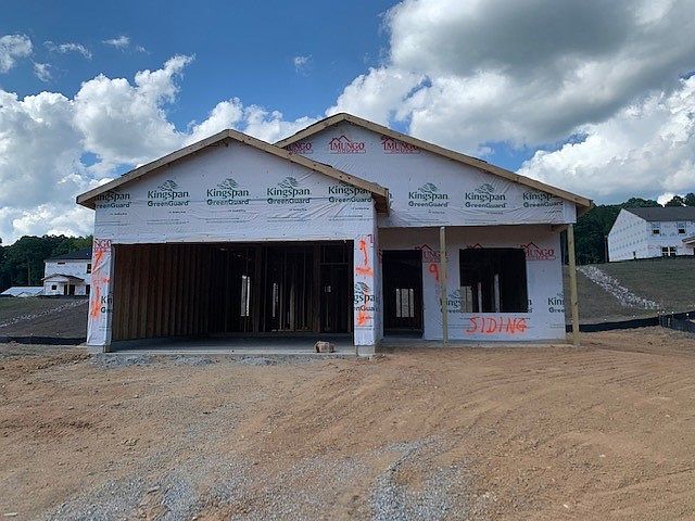 1st image of 320 Gill Farm Way