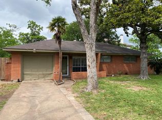 8410 Sonneville Dr, Houston, TX 77080