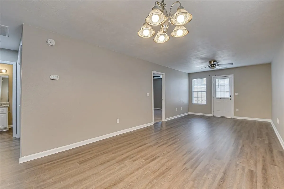 2019 Buckhaven Way - 1 — Photo 4
