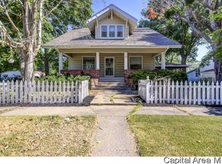 297 W State St, Waverly, IL 62692