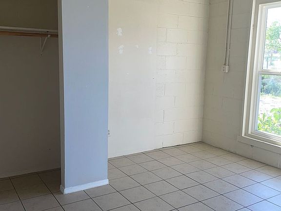 5th image of 2210 W Alameda St #2214-B2
