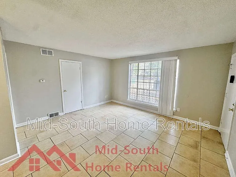 129 Stonewall St #9 — Photo 3