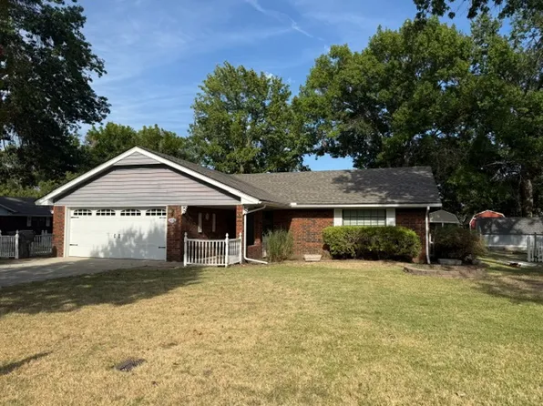 406 Beaumont Dr, Ardmore, OK 73401