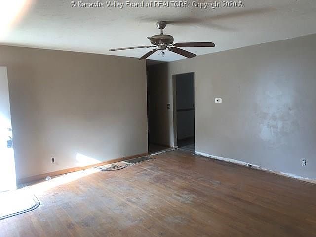 2nd image of 1007 Midway Dr