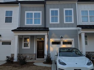 9459 Munsing Dr, Charlotte, NC 28269