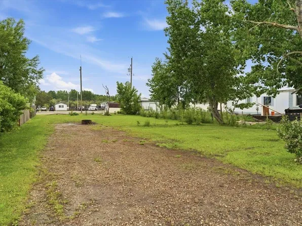 10105 99th Ave, Grande Prairie County No. 1, AB T0H 0G0
