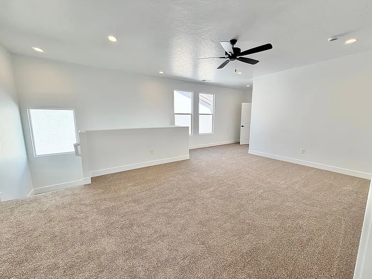 4129 E El Capitan Way St — Photo 14