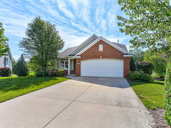3rd image of 6030 Woodcrest Ct #84