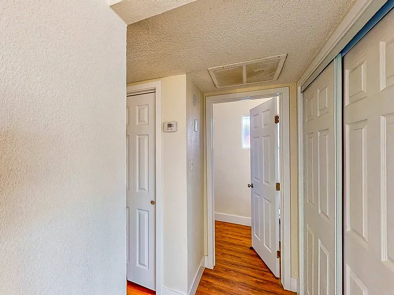 1302 Rexford Pl — Photo 14