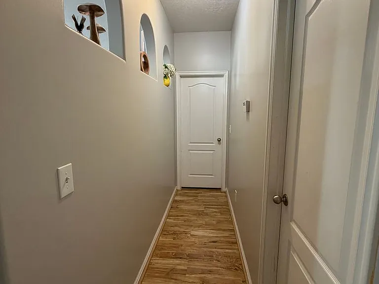 721 N Skipton Dr — Photo 13