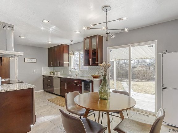 3rd image of 627 S Jasmine Way
