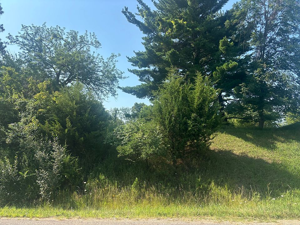 1st image of 1866 Tanglewood Dr