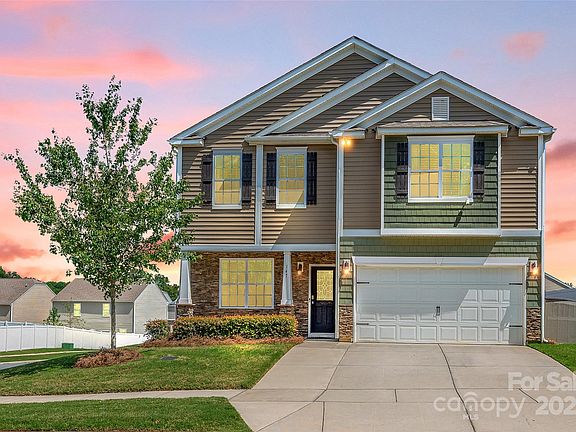 5th image of 147 Kingsway Dr
