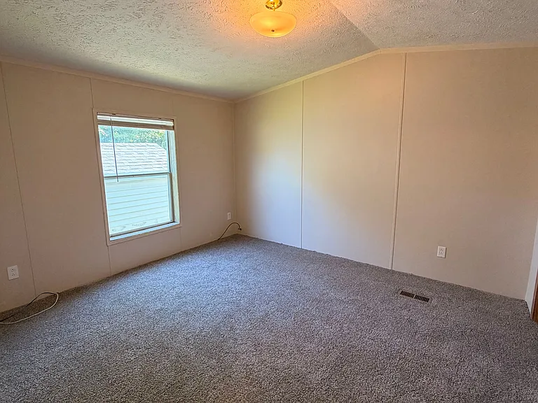 Westbridge Manor — Photo 19