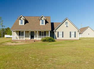 8739 Folsom Rd, Hahira, GA 31632