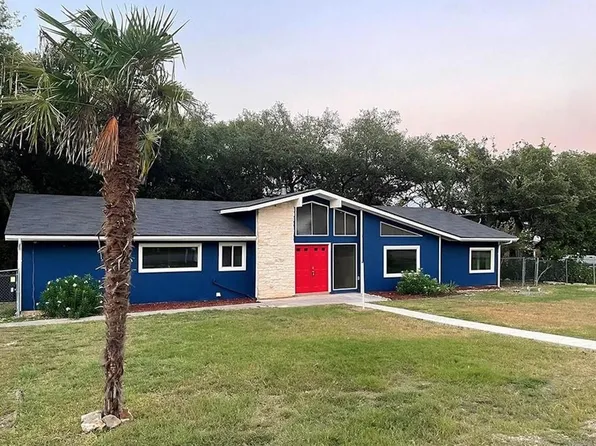 3019 Lakeview Dr, Canyon Lake, TX 78133