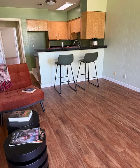 Bonita Terrace Apartments — Photo 21