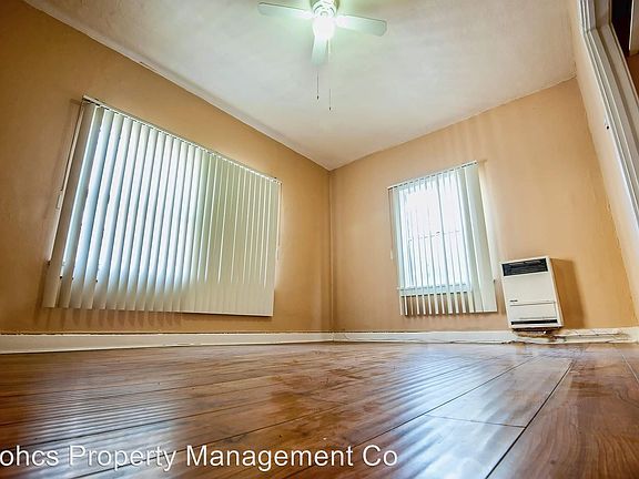 3rd image of 410 N Coronado St APT 02