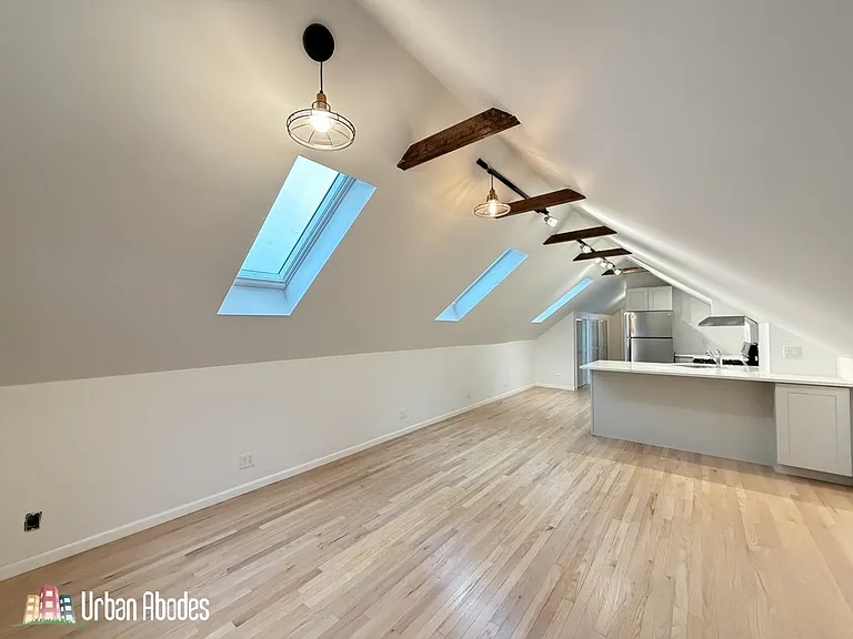 1401 N Bosworth Ave #4AC — Photo 3