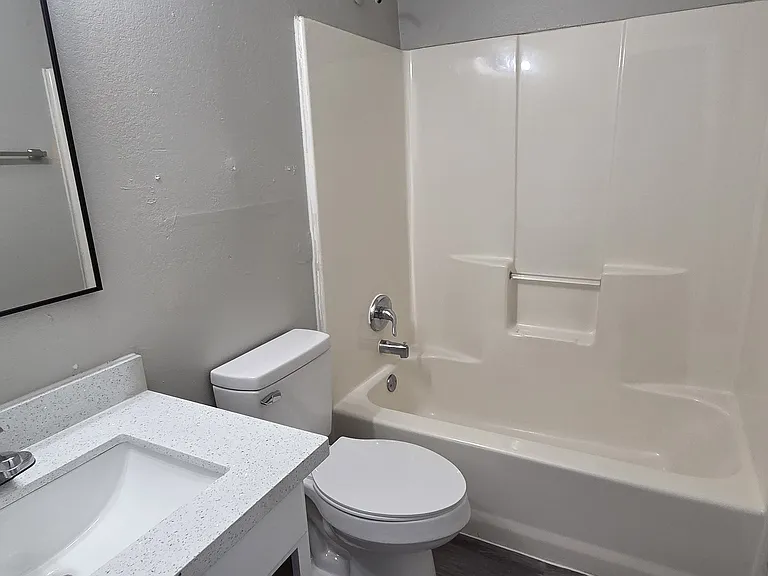 Northridge Apartments — Photo 52
