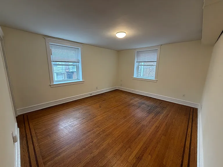 4724 Longshore Ave #5 — Photo 6