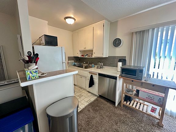 3rd image of 11930 Louise Ave APT 11