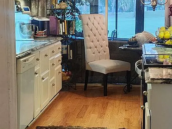 13619 Twin Lakes Ln, Tampa, FL 33618