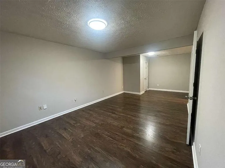 3015 Cascade Manor Dr — Photo 17