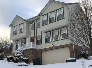 10 Scout Dr, Washington, PA 15301