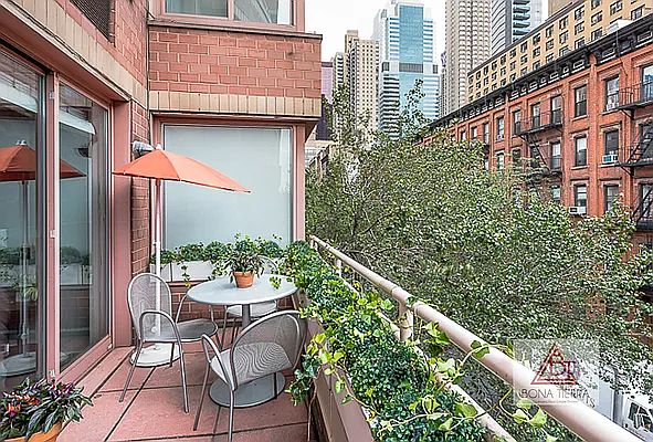 1st image of 350 W 50th St APT 3E