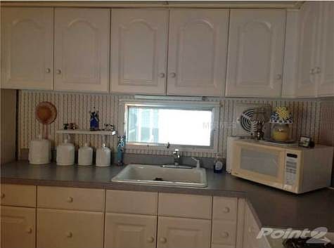 3rd image of 106 50th Avenue Dr W
