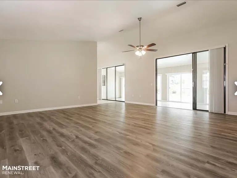 3241 Rogue St — Photo 11