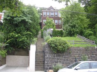 544 Undercliff Ave, Edgewater, NJ 07020