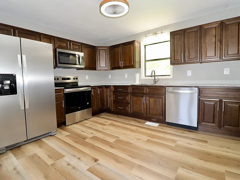 508 Texas Ave — Photo 4