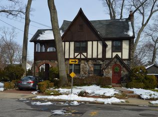 266 N Hewlett Ave, Merrick, NY 11566