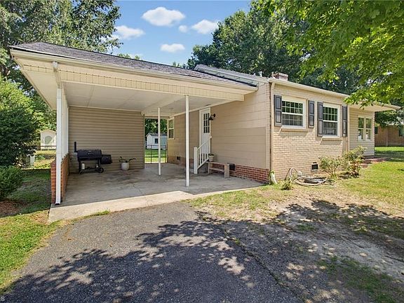 3rd image of 297 Pleasant Grove Church Rd