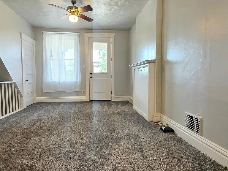 450 Bailey Ave — Photo 39