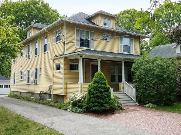 1096 Highland Ave Floor 2, Needham Heights, MA 02494