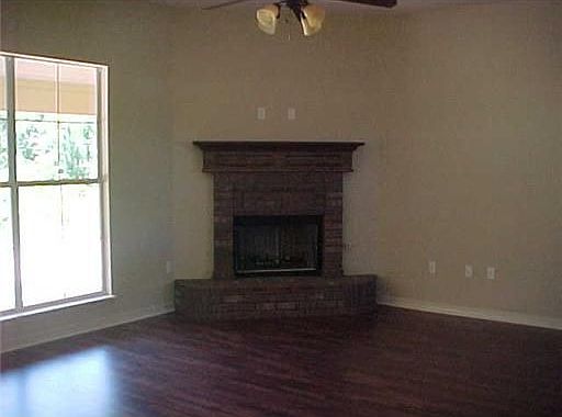 2nd image of 10112 Scarlet Oaks