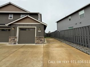 349 NE Lovrien Ave, Gresham, OR 97030