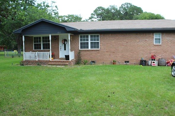1st image of 124 Carolyn St