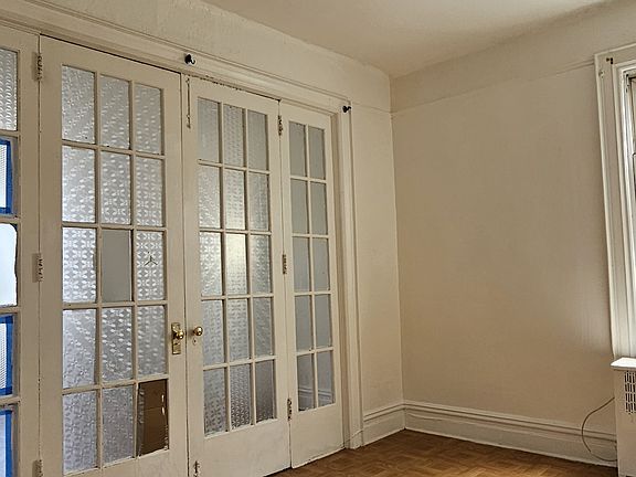 2nd image of 2481 Elm Pl APT 2