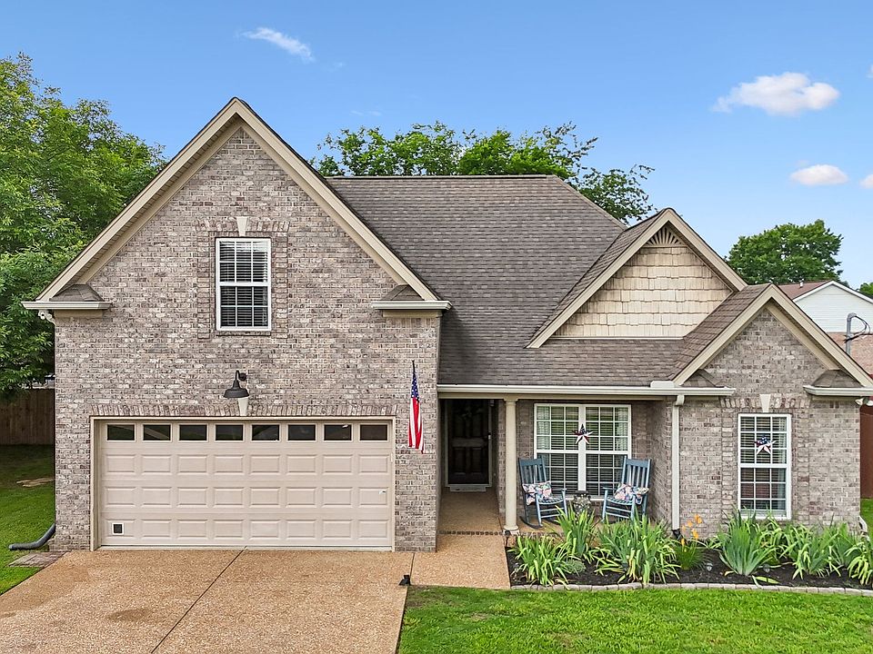 1st image of 1322 Knoll Ln