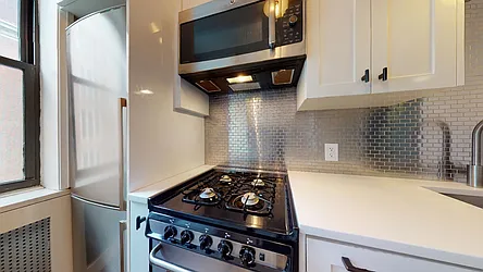 Rented by Bond New York