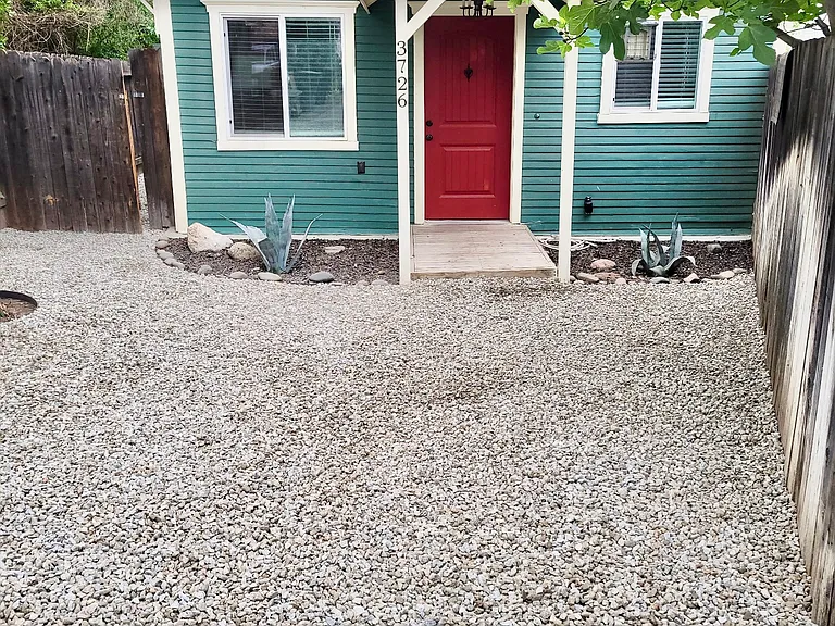 3726 Briscoe St — Photo 9