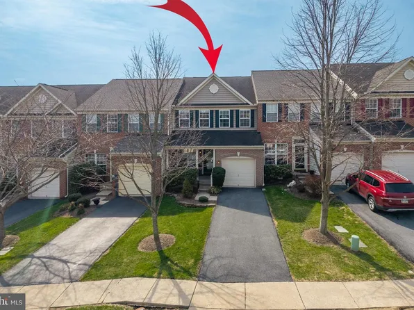 172 Penns Manor Dr, Kennett Square, PA 19348